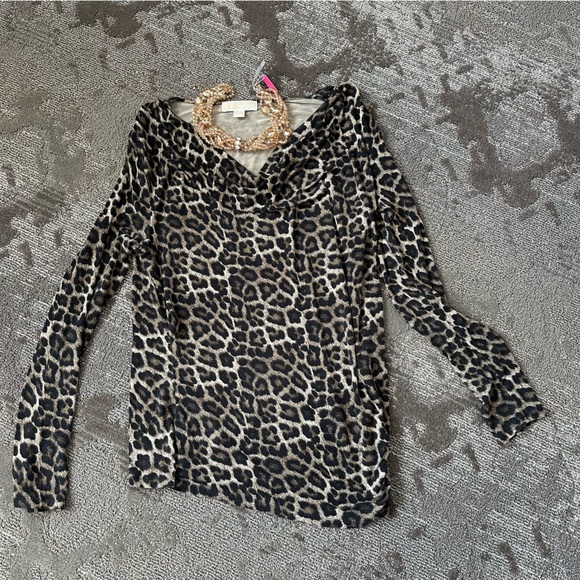 MICHAEL Michael Kors Other - Michael Kors comfortable and very soft 25” long and 19” wide blouse.